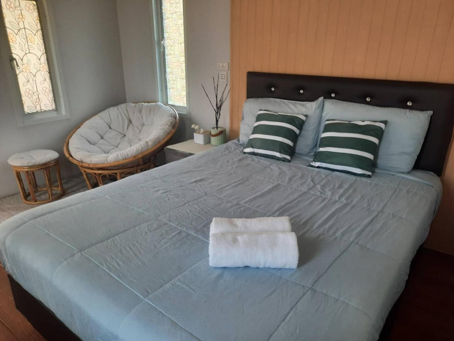 Apartament Homlomchomsuan หอมลมชมสวน Ban Mai  Zewnętrze zdjęcie