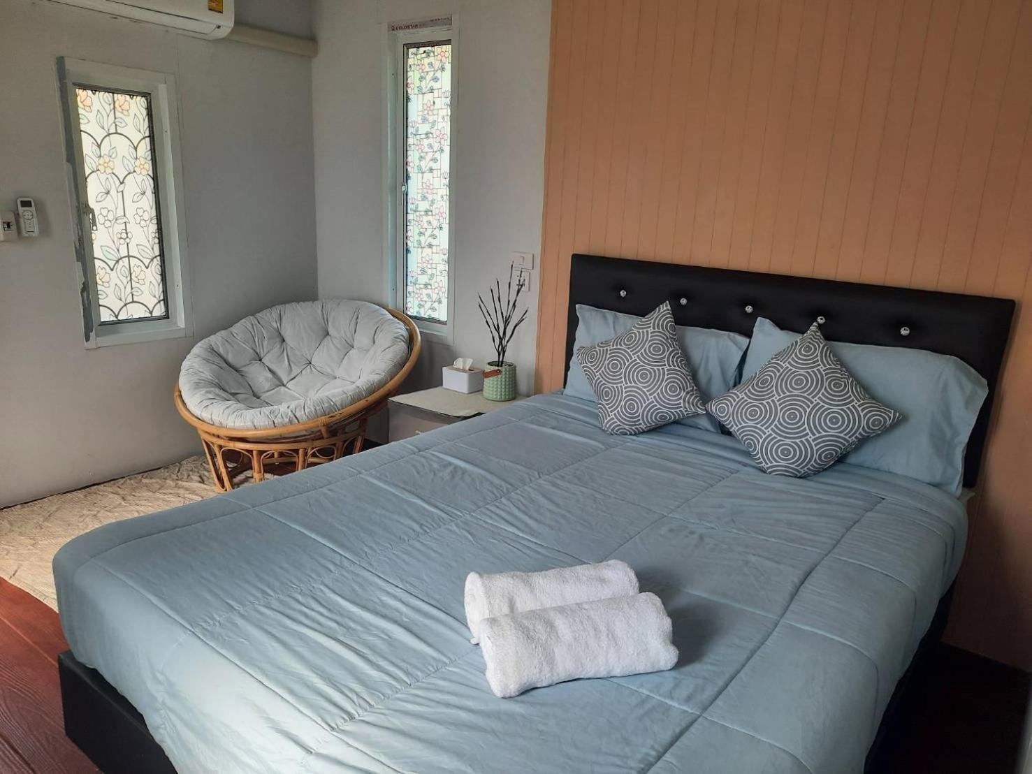 Apartament Homlomchomsuan หอมลมชมสวน Ban Mai  Zewnętrze zdjęcie