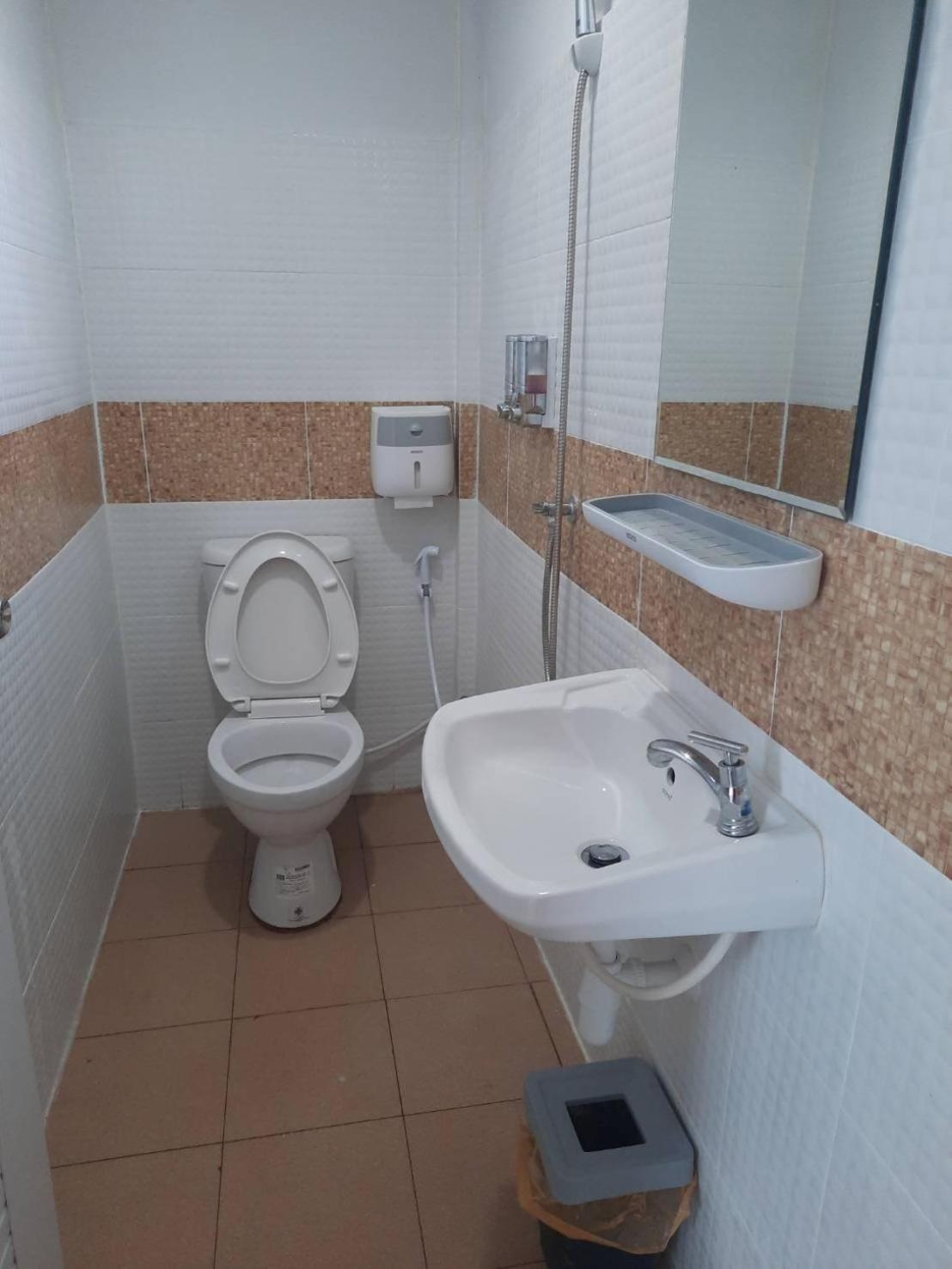 Apartament Homlomchomsuan หอมลมชมสวน Ban Mai  Zewnętrze zdjęcie